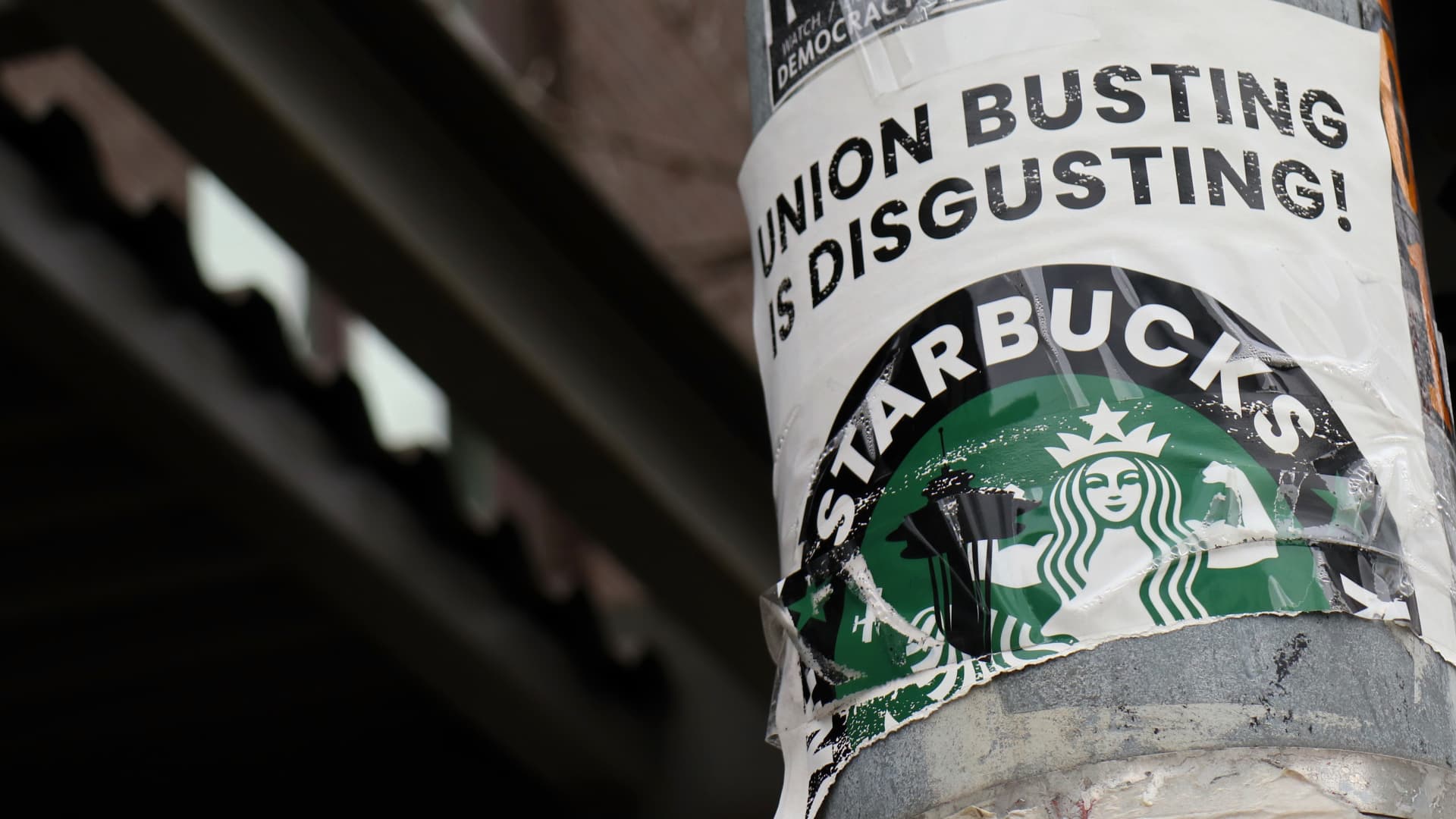 Union reportedly claims Starbucks illegally chose to close cafe to retaliate