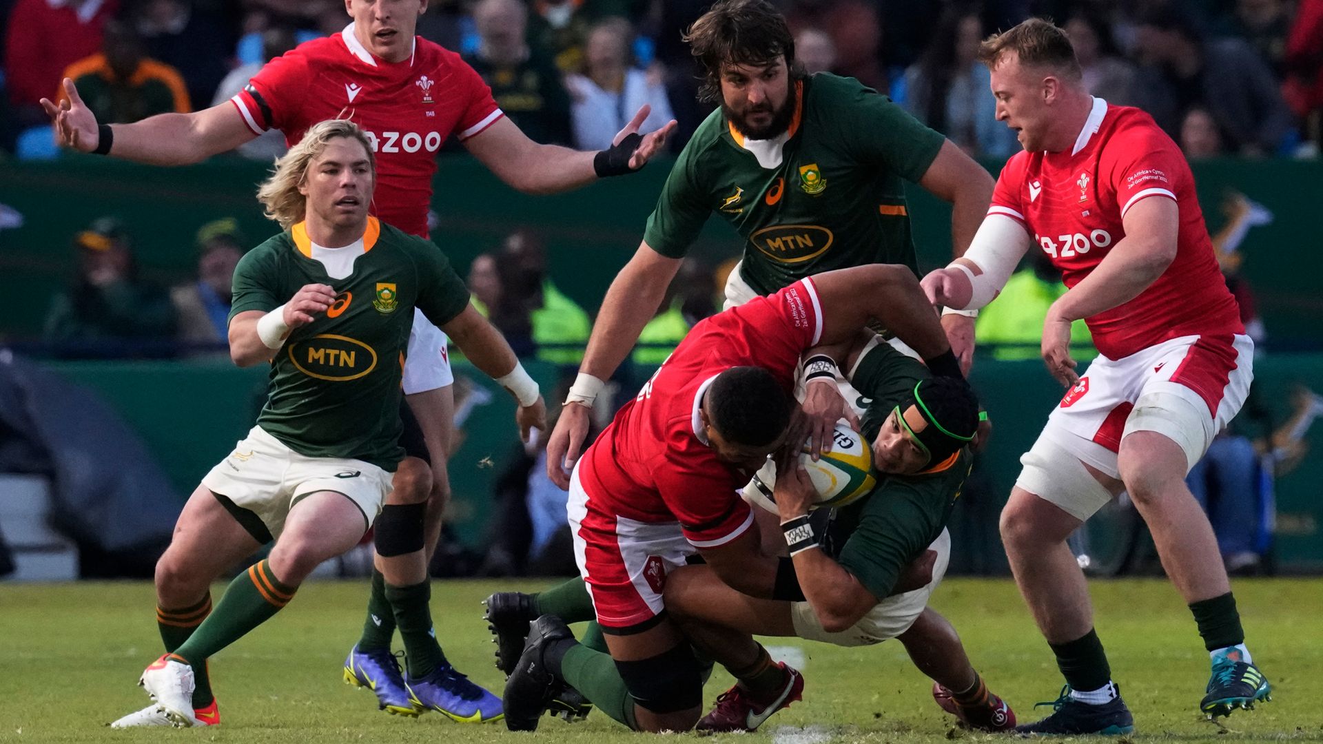 Late SA penalty denies Wales in dramatic first Test