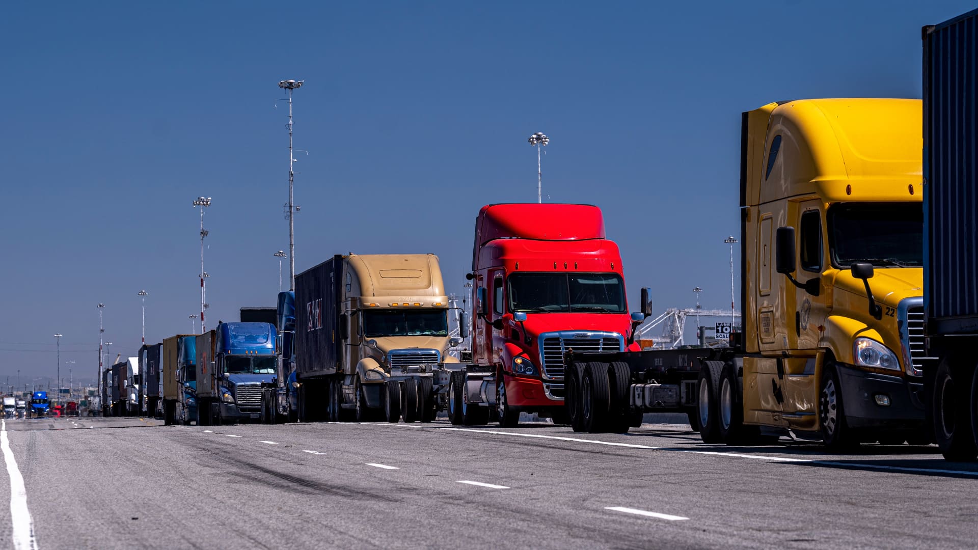 Large trucker protests over California's gig worker law shut Port of Oakland terminals