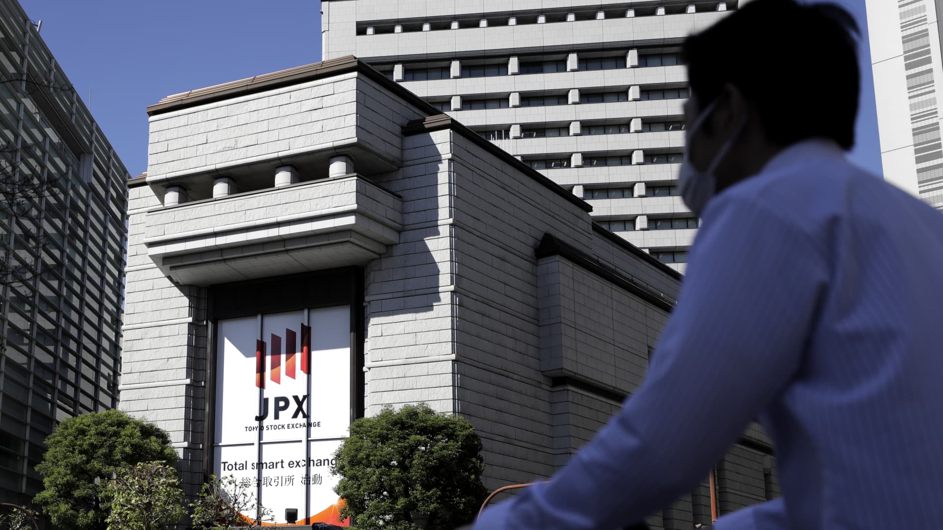 Japan's Nikkei rises modestly after Bank of Japan keeps rates on hold; Asia markets mixed