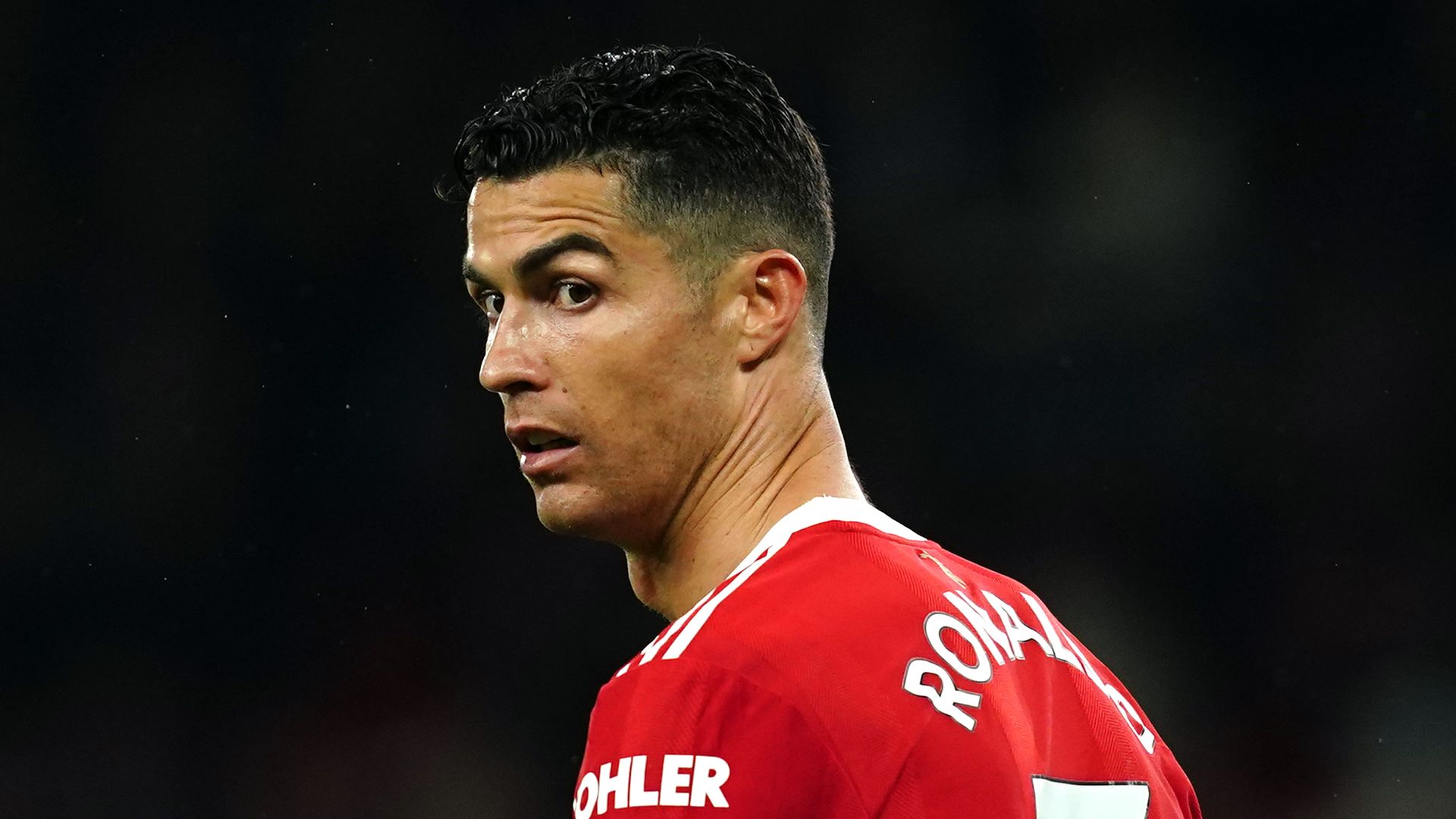 Nev: Ronaldo needs to front up | Carra: Man Utd better off without him