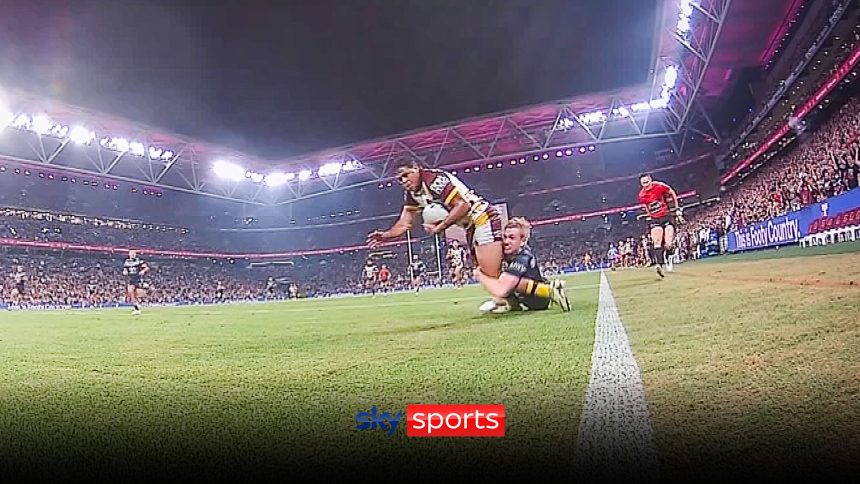 ‘a-tackle-from-heaven!’-|-nrl-commentators-stunned-by-try-saving-heroics