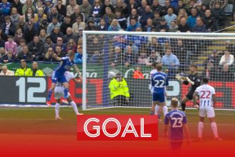 redemption-for-vardy!-striker-puts-leicester-2-0-up