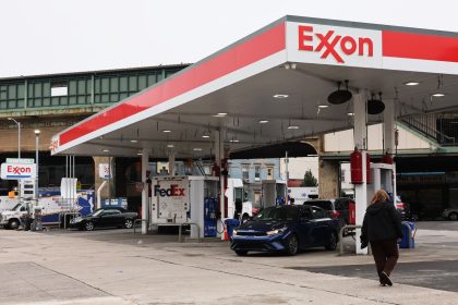 exxon-stock-falls-as-earnings-miss-on-lower-natural-gas-prices-and-squeezed-refining-margins