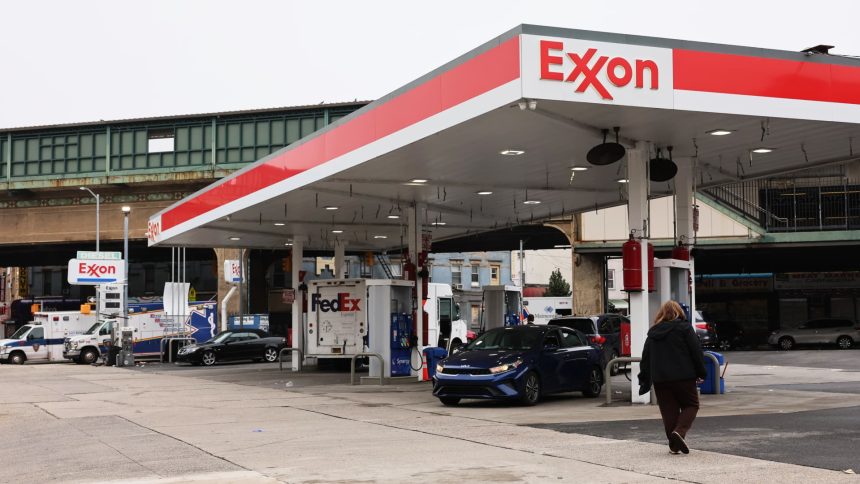 exxon-stock-falls-as-earnings-miss-on-lower-natural-gas-prices-and-squeezed-refining-margins