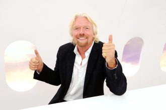richard-branson-cried-when-he-sold-his-music-label—the-proceeds-helped-him-build-a-$2.5b-net-worth
