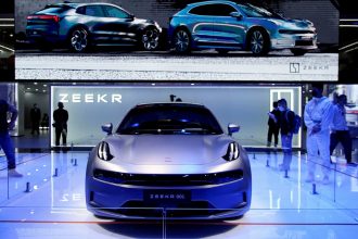 chinese-ev-maker-zeekr-prices-ipo-at-$21,-at-the-top-end-of-range,-reports-say