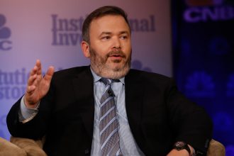 hedge-fund-manager-boaz-weinstein-says-meme-stock-rally-makes-‘mockery’-of-investing