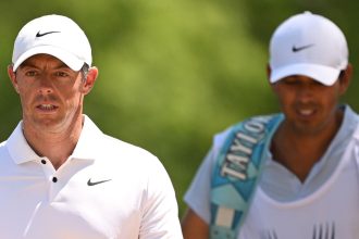 mcilroy-searches-for-positives-as-major-drought-continues