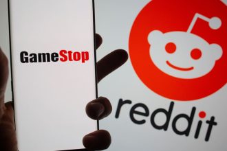 gamestop-shares-surge-as-‘roaring-kitty’-trader-posts-account-showing-$116-million-position
